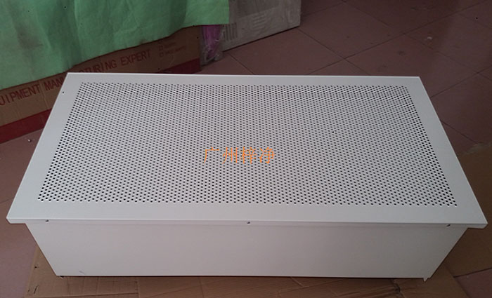 懸掛式層流罩作為一種高效的空氣潔凈設(shè)備 懸掛式層流罩作為一種高效的空氣潔凈設(shè)備